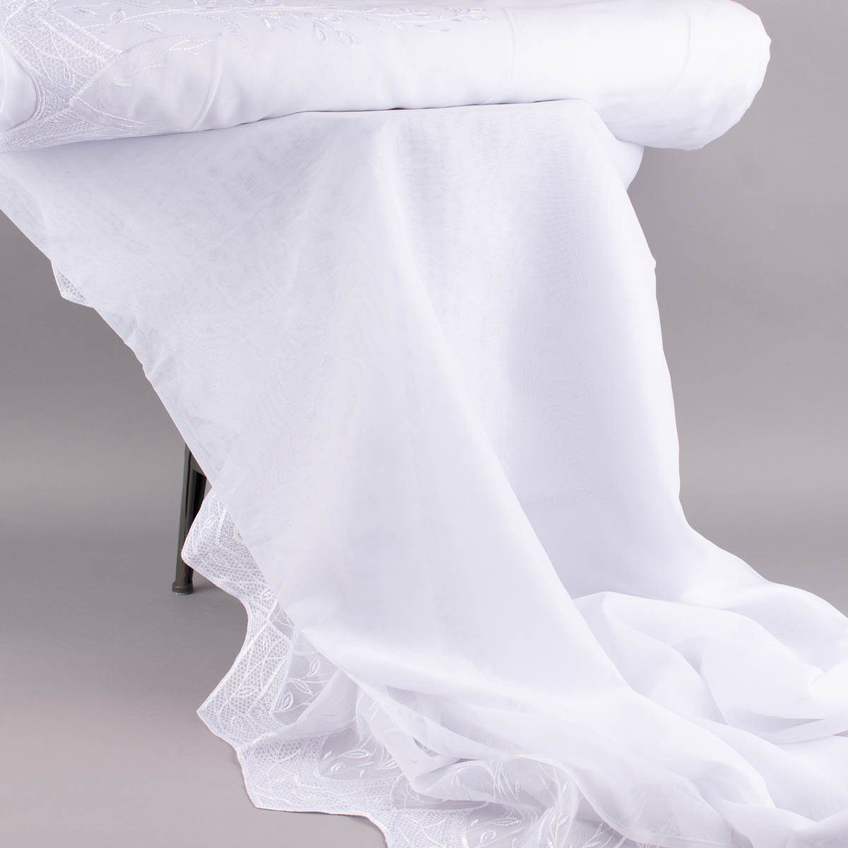 Meterware Gardinenstoff Gardinenstores Stickerei Voile Blätter Bordüre raumhoc, SCHÖNER LEBEN., leicht perforiert, Stickerei/Stickstoff, bestickt, pflegeleicht
