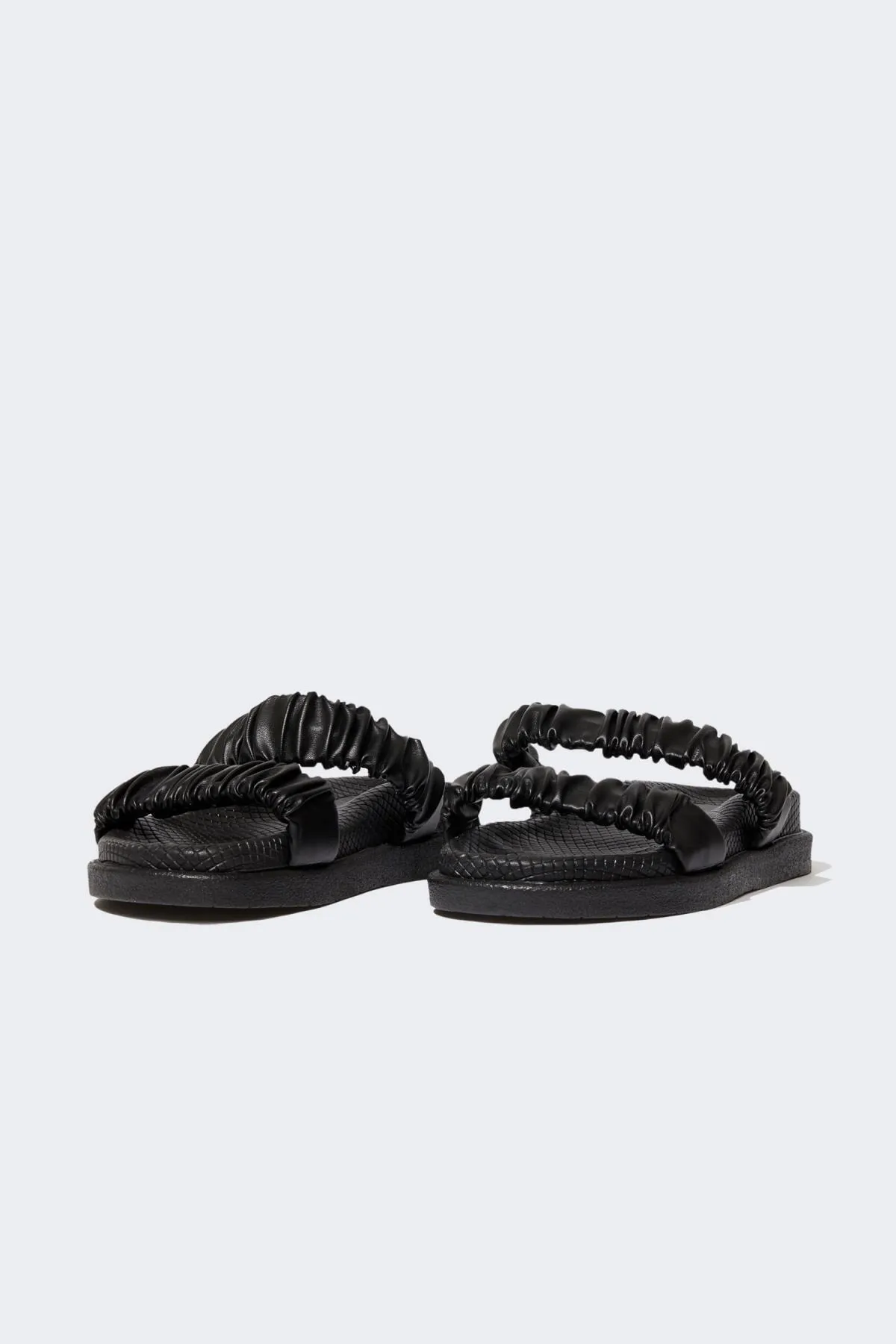 DeFacto  Damen-Sandalen mit doppeltem Riemen und dicker Sohle
