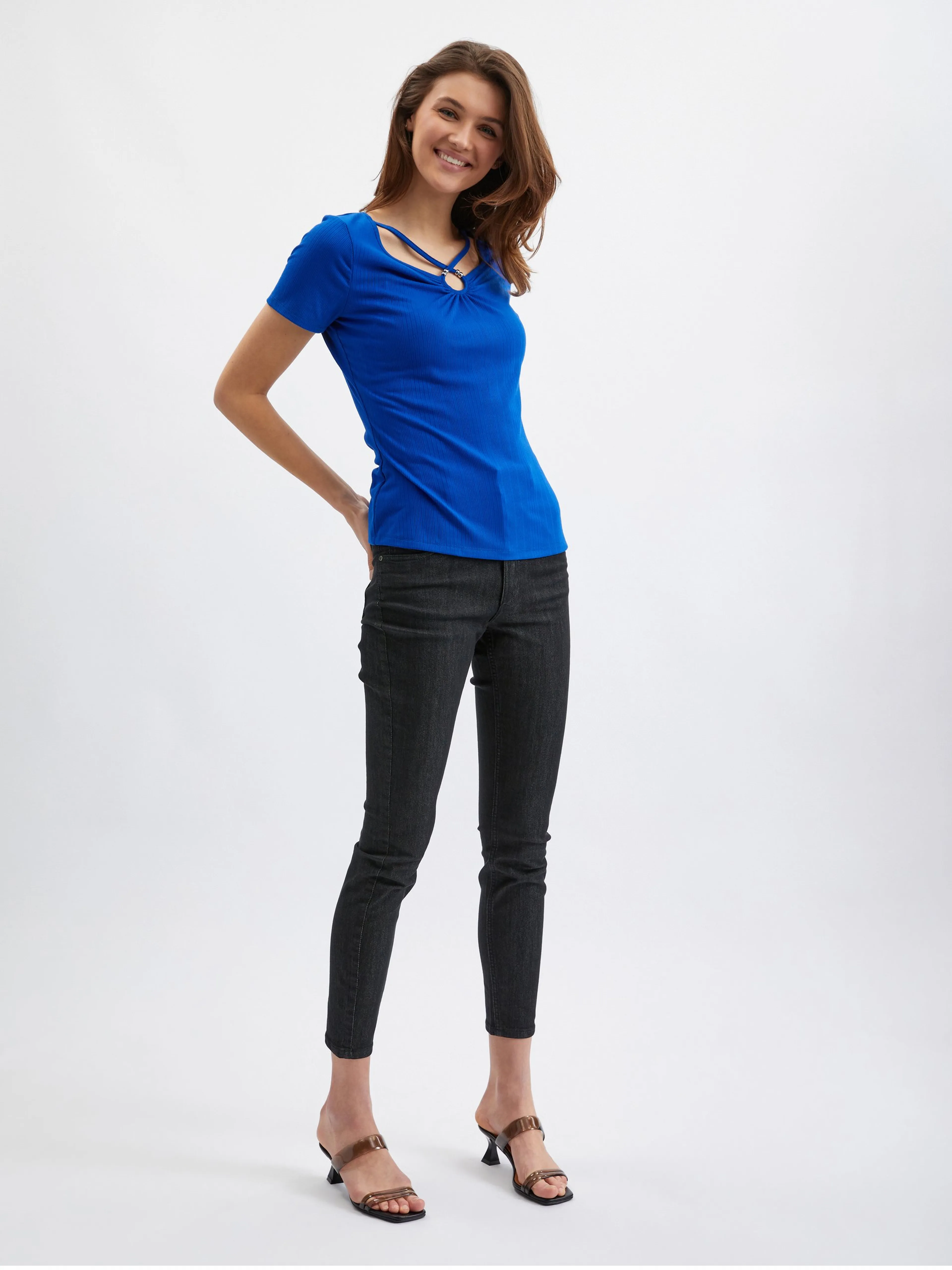 Blaues Damen-T-Shirt mit dekorativem Detail ORSAY