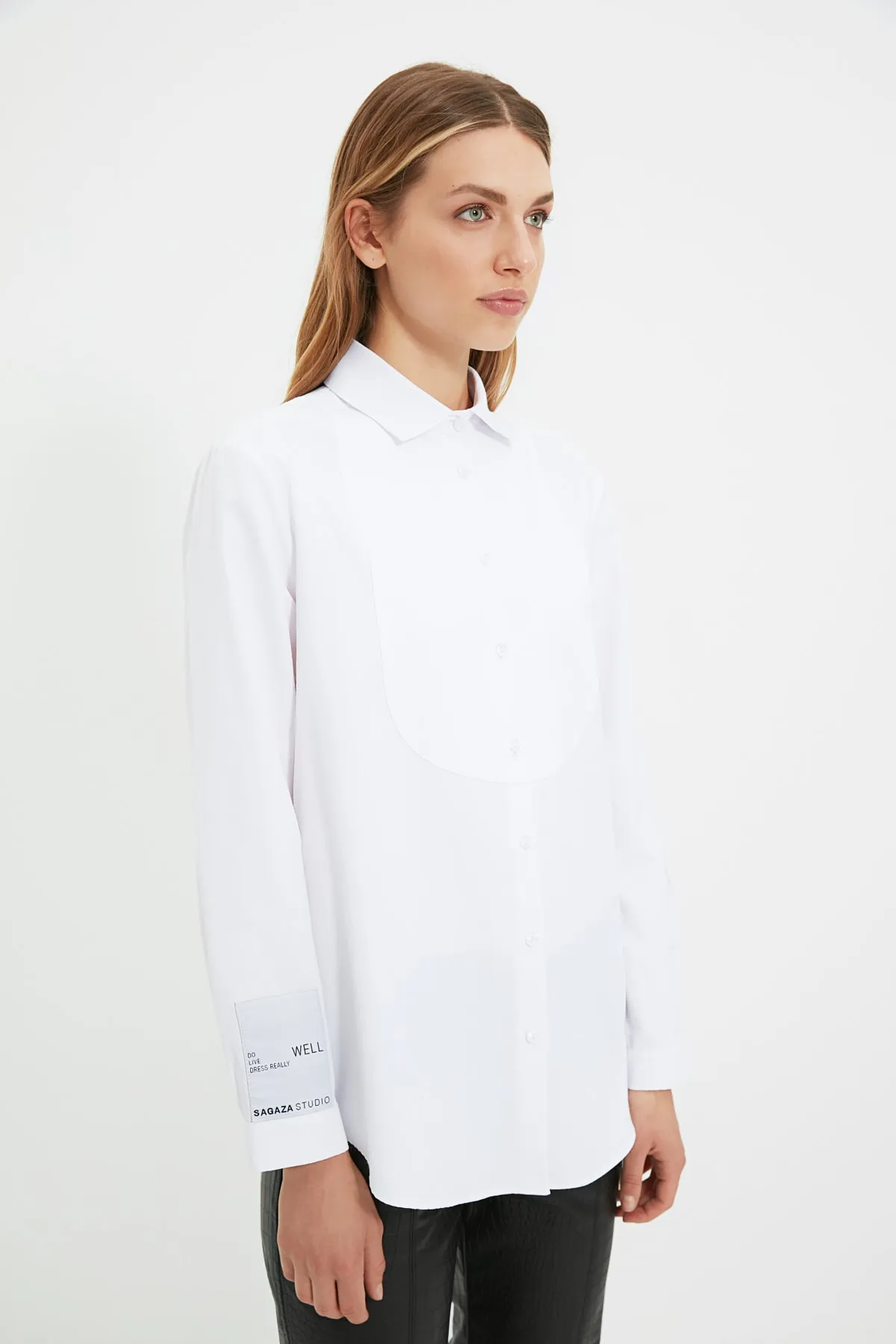 Trendyol Collection  Weißes gewebtes Hemd TPRAW22GO1061