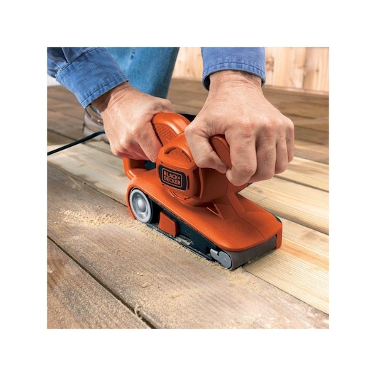 Black & Decker KA86-QS bandschuurmachine 720 watt 75 mm x 457 mm