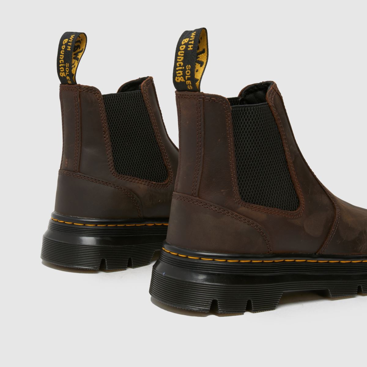 Dr. Martens Embury Chelsea Csizma Barna Színben