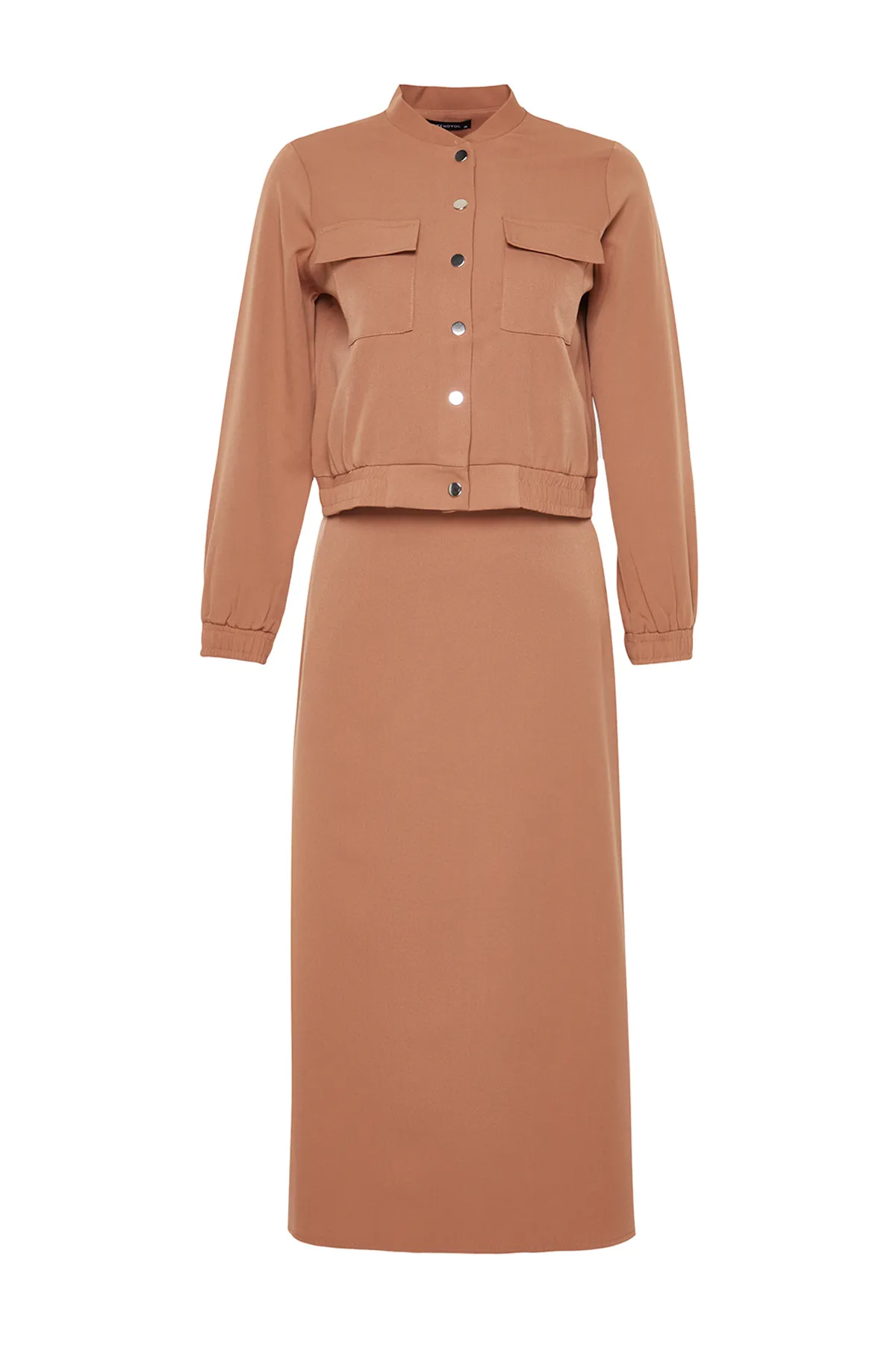 Trendyol Modest  Kamelfarbenes Set aus Bomberjacke und Rock aus gewebtem Stoff mit Ober- und Unterteil TCTAW24US00078