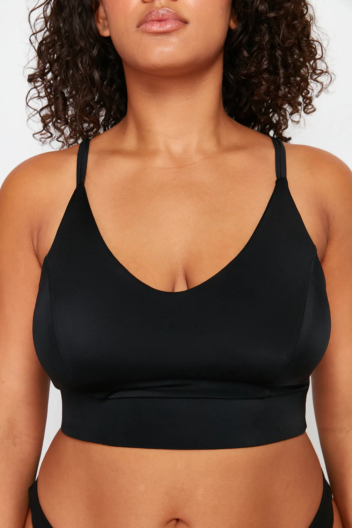 Trendyol Curve  Schwarzer Stütz-/Form-BH TBBSS24CW00007