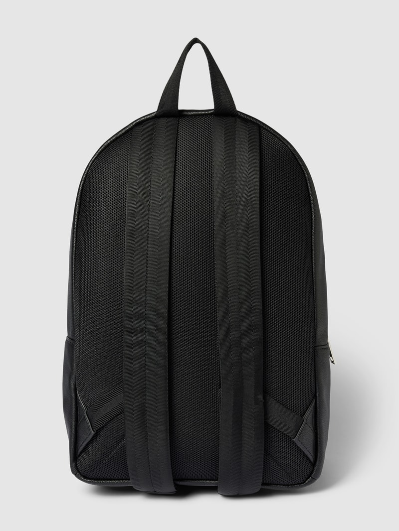 Rucksack mit Label-Prägung Modell 'Ray' in schwarz