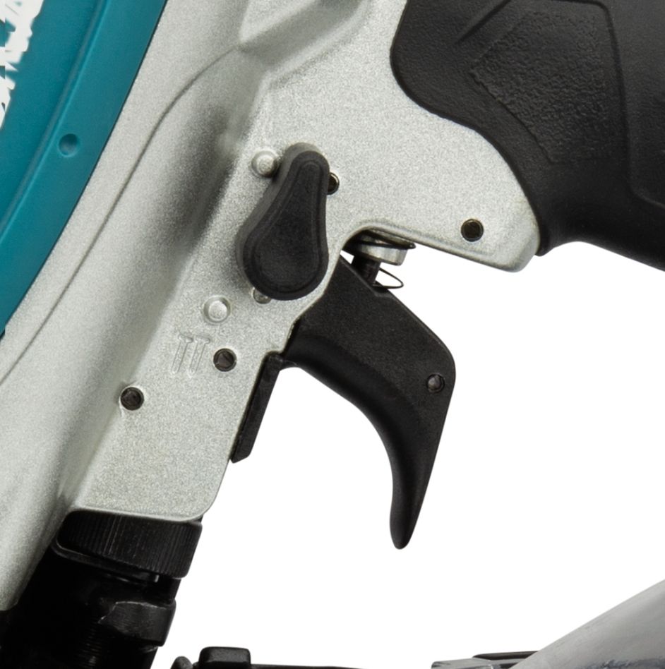 Makita AN613 8-Stangen-Bautacker 38-65 mm