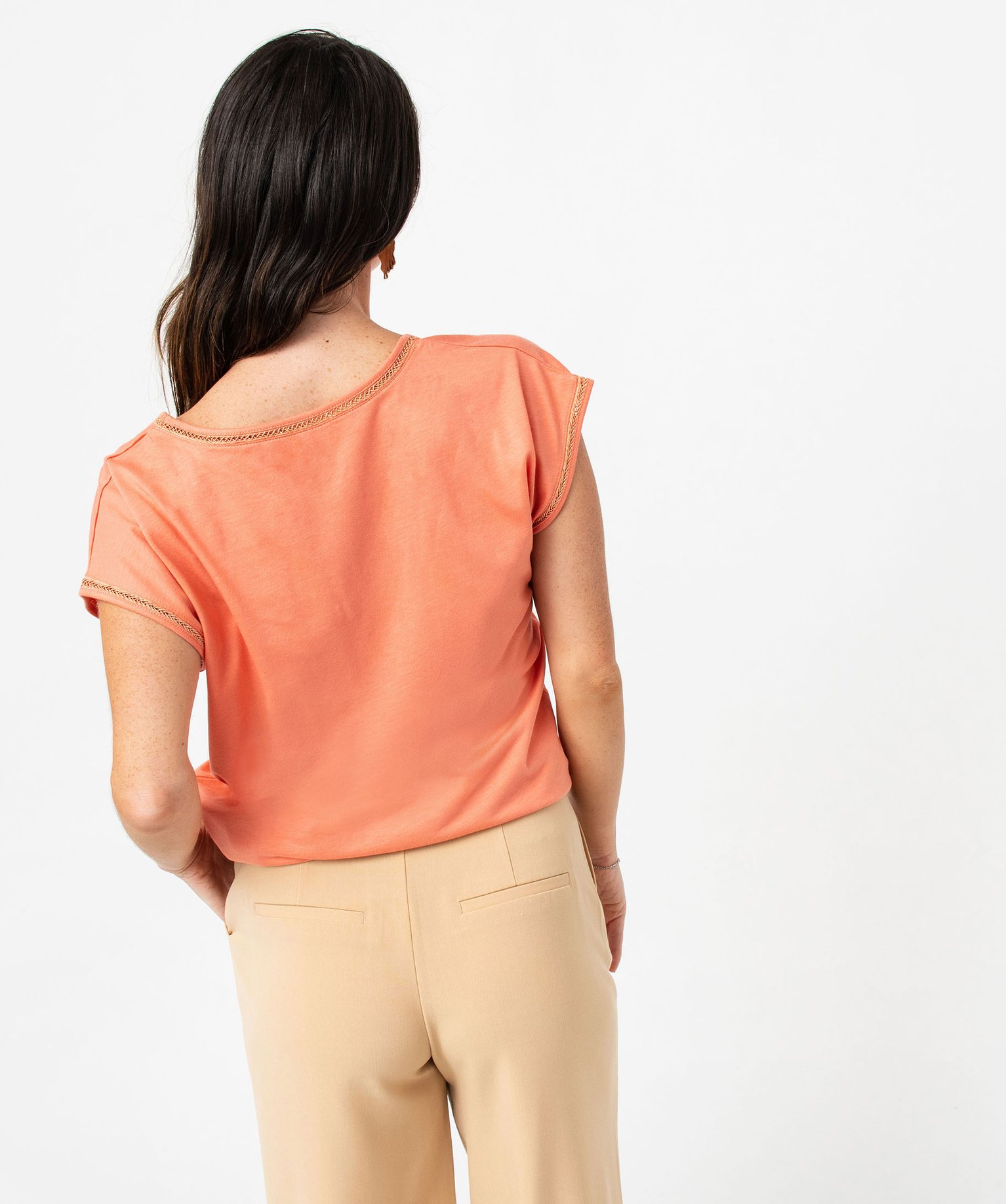 Tee-shirt manches courtes à finition tressée pailletée femme rose | GEMO