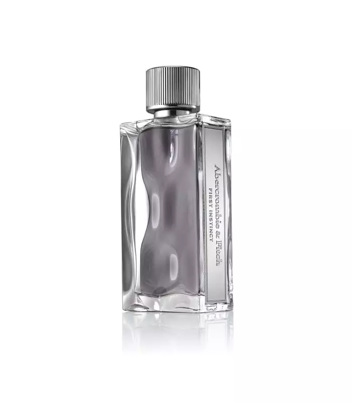FIRST INSTINCT Eau de Toilette Vaporisateur
