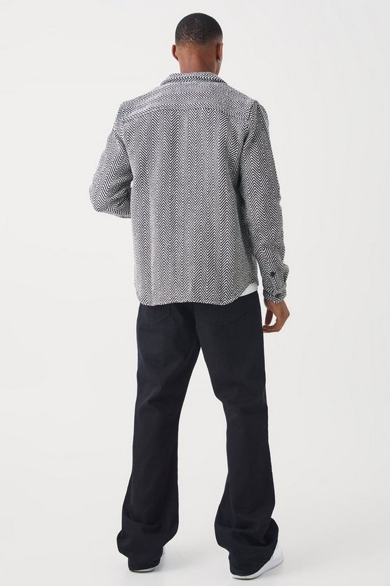 Langärmliges Overshirt mit Zick-Zack Print und Kontrast-Reißverschluss