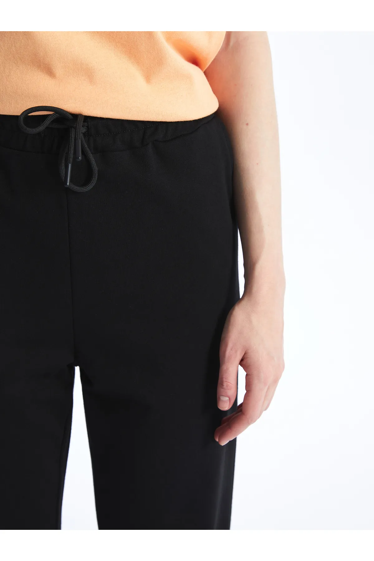 LC Waikiki  Einfarbige Jogger-Jogginghose für Damen mit elastischem Bund