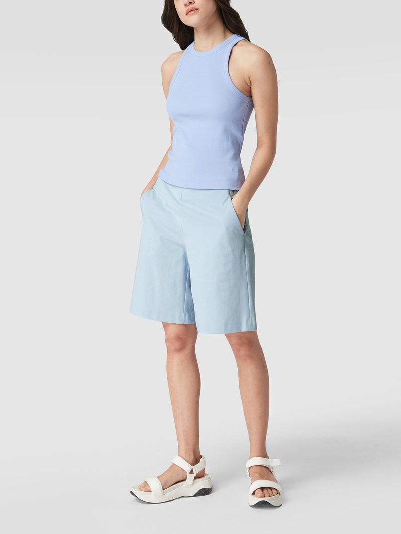 Bermudas mit französischen Eingrifftaschen Modell 'Iska' in hellblau
