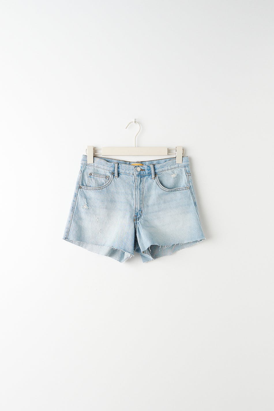 Low loose denim shorts