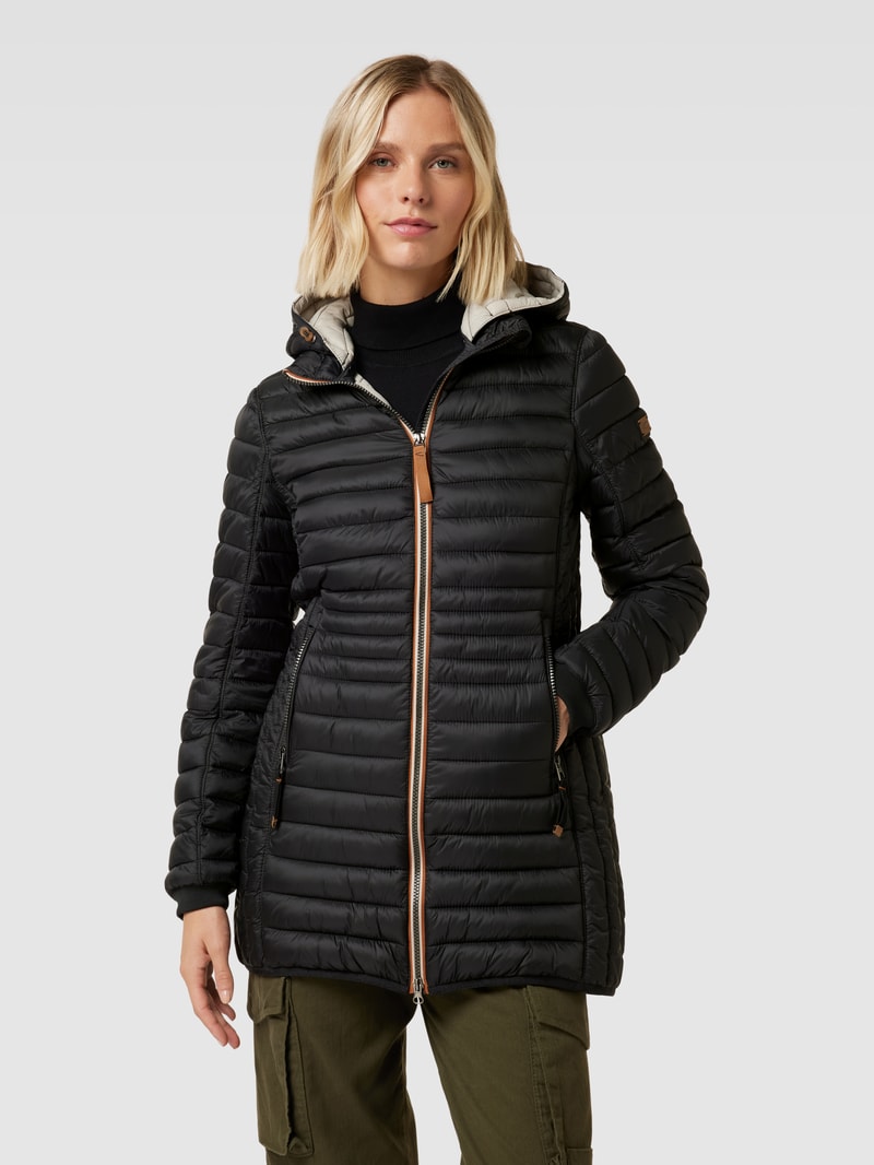 Steppmantel mit Label-Details in schwarz