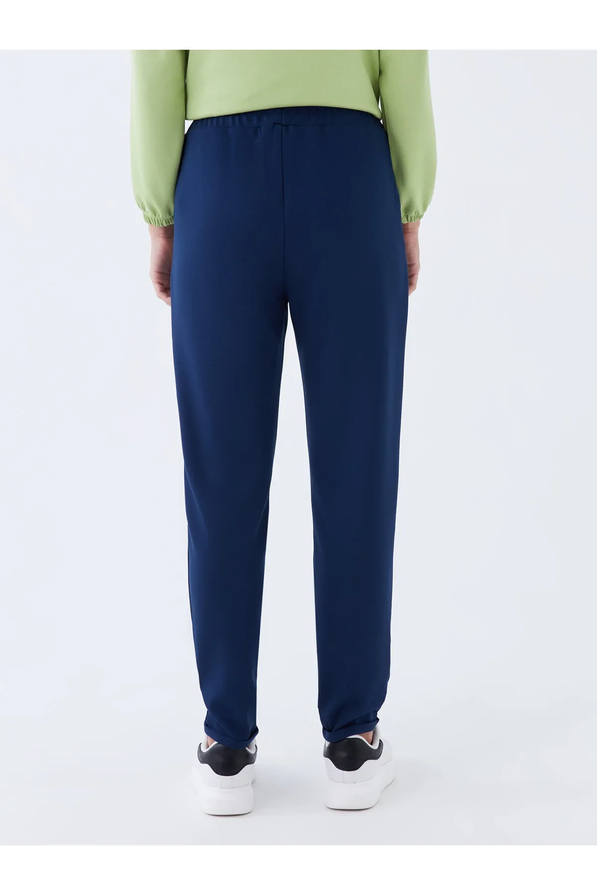 LC Waikiki  Einfarbige Jogginghose für Damen mit elastischem Bund