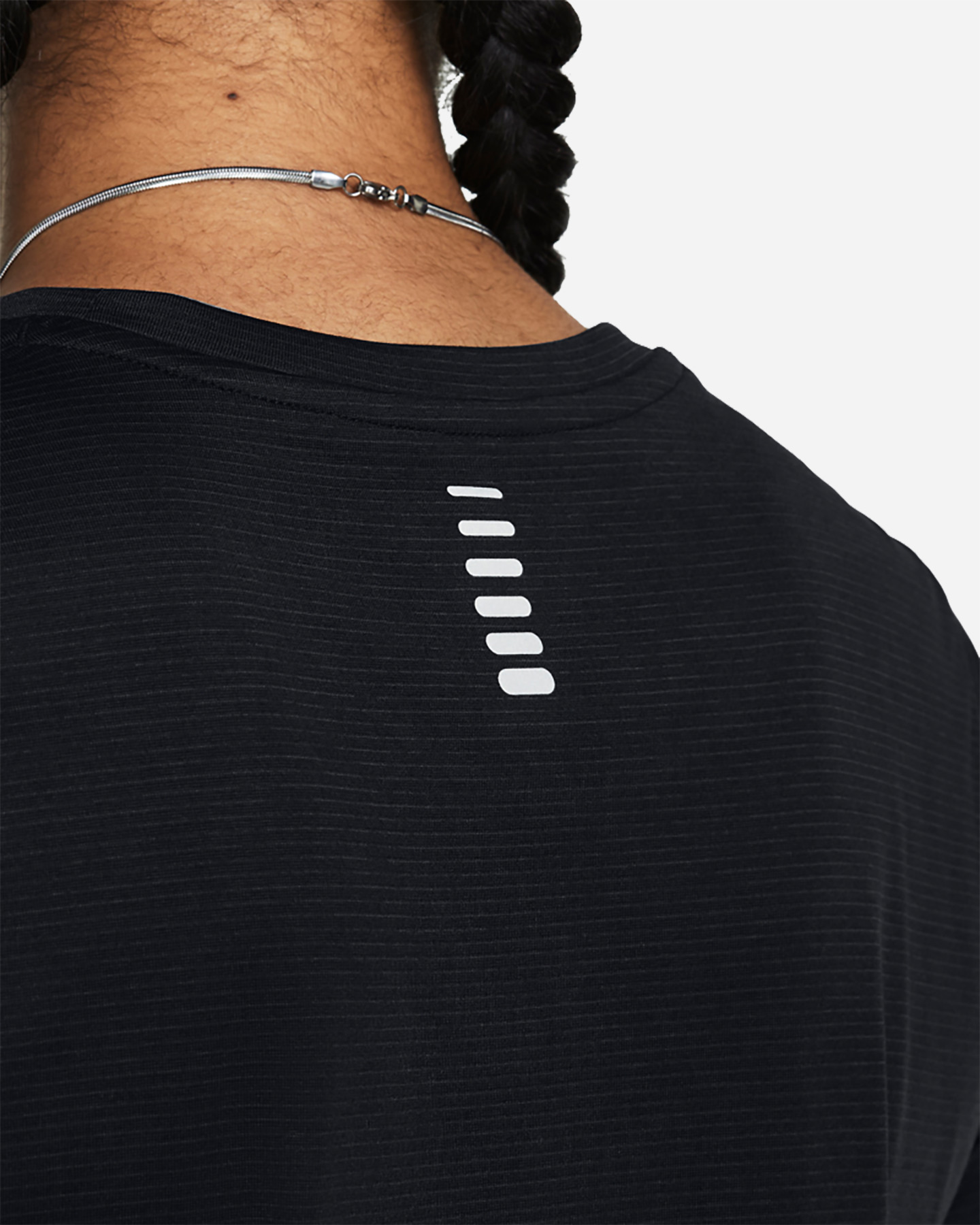 T-shirt för löpning Under Armour Launch W 77-1382434-0001