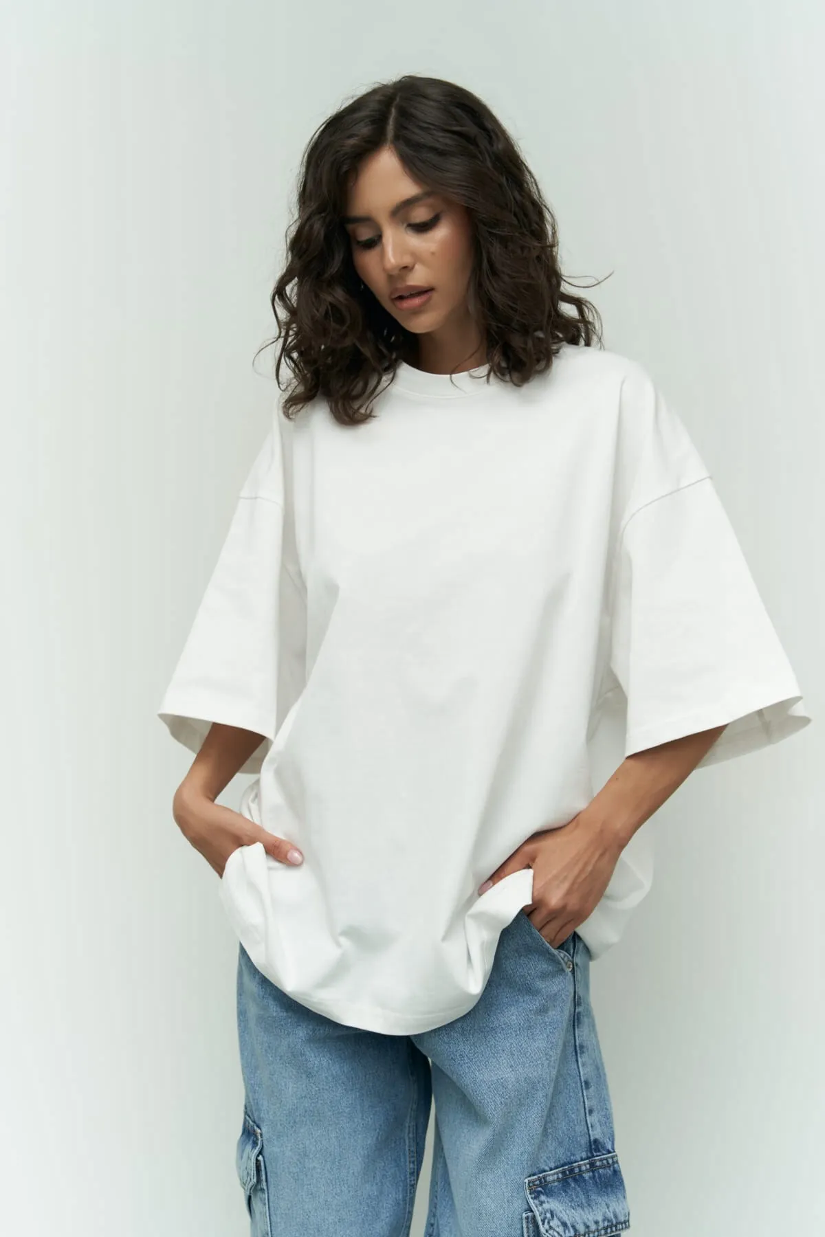 MAİ COLLECTİON  Weißes Oversize-T-Shirt „I Like Mama“