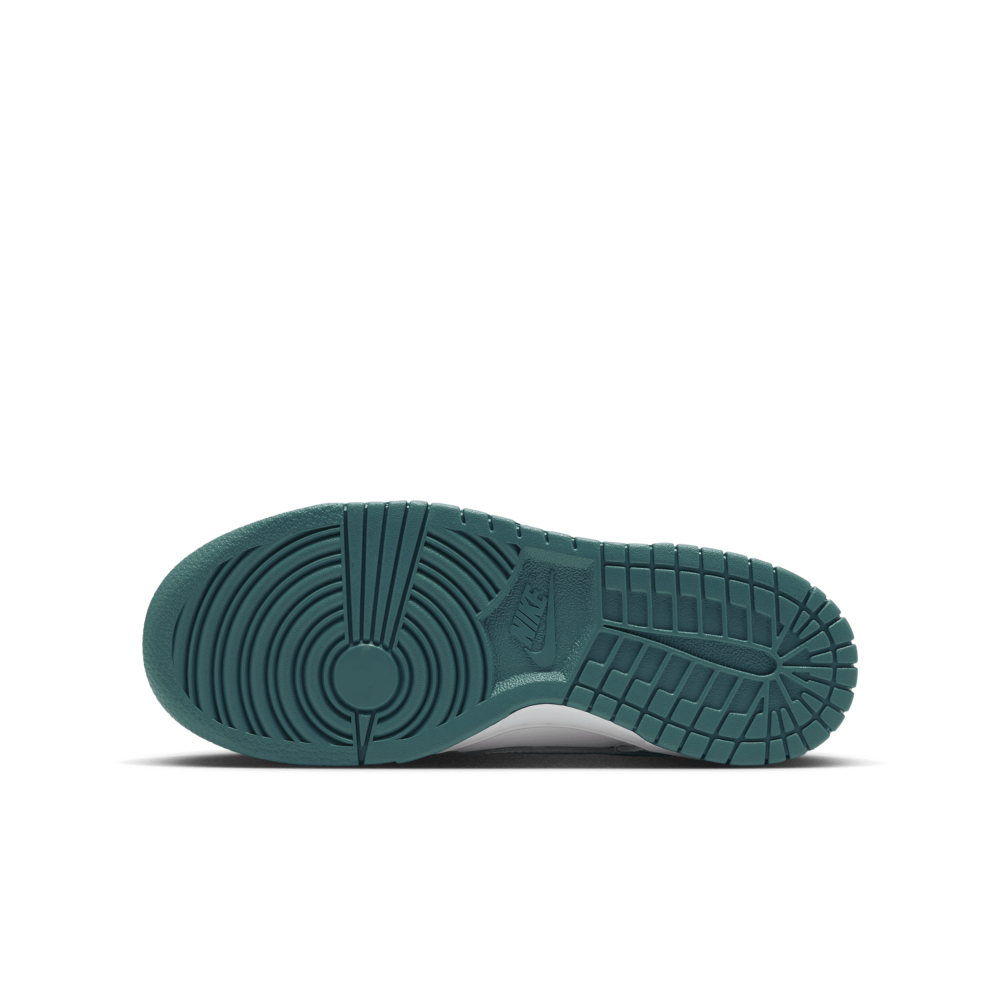 Nike Dunk Low FD9911-101 / weiss