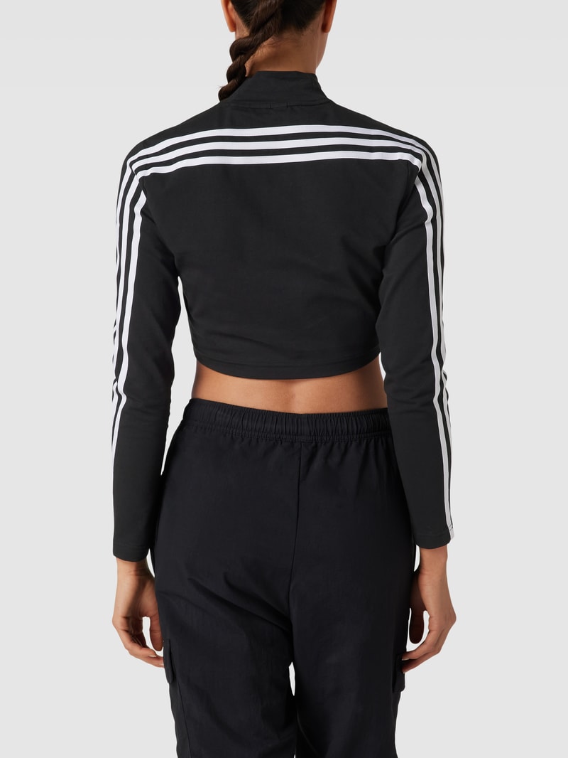 Cropped Longsleeve mit Galonstreifen in schwarz
