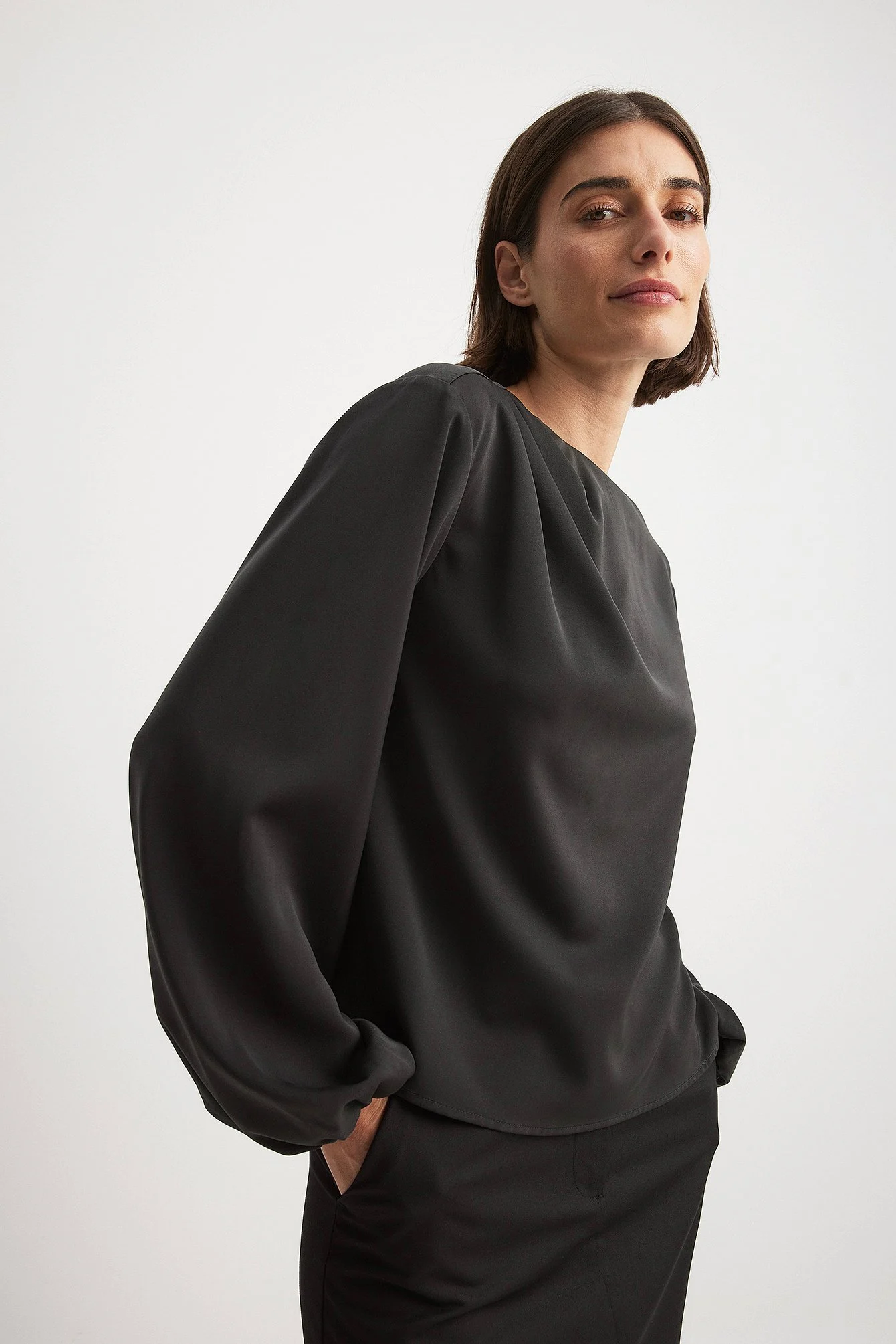 Drappierte Bluse mit Ballonärmeln
