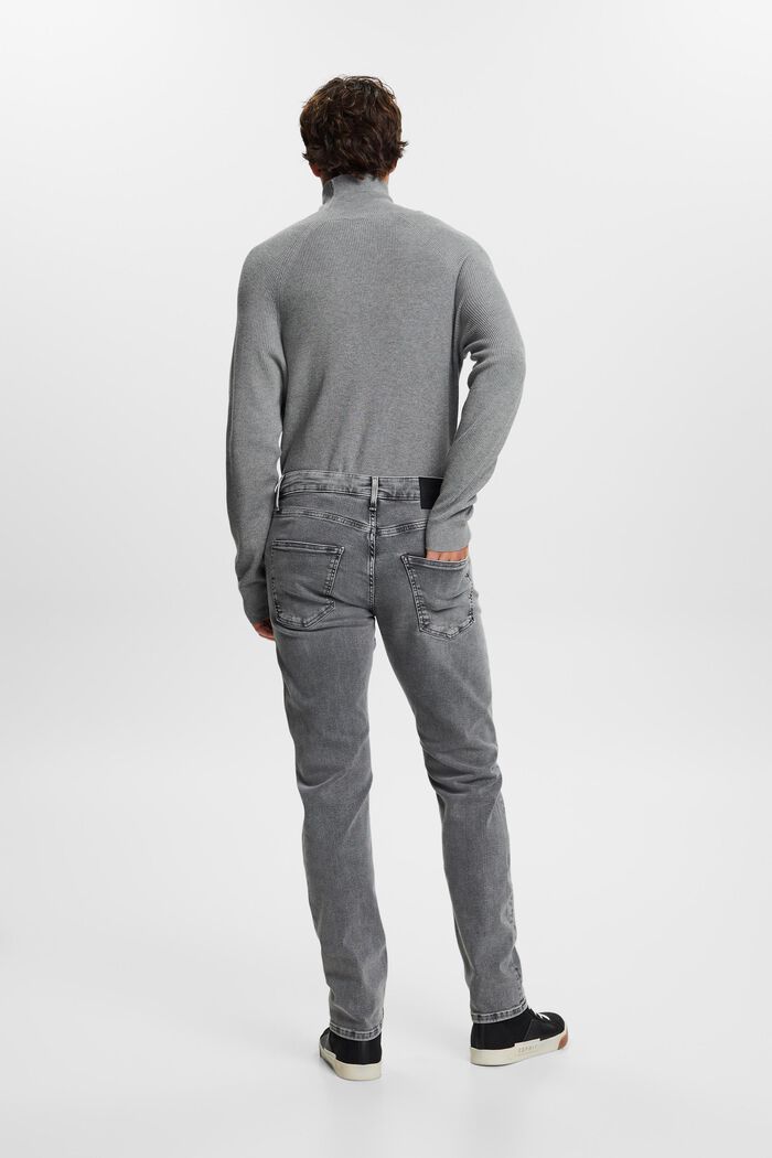 Jeans mit schmaler Passform und mittelhohem Bund