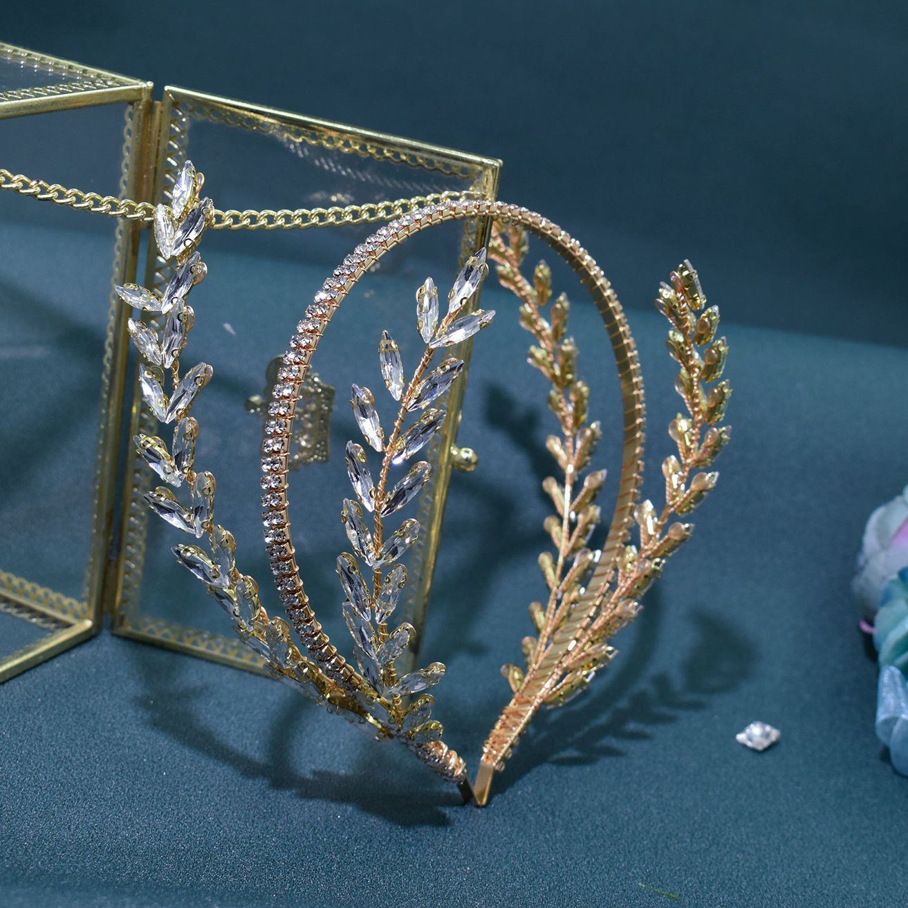 HOHEA H Haarband Goldene Haaraccessoires, Perlenhaarnadeln, goldene Krone, 1-tlg., Kristall-Stirnband, Hochzeits-Haarschmuck, Braut-Haarschmuck, Stirnband Blumengirlande Blumenwunder