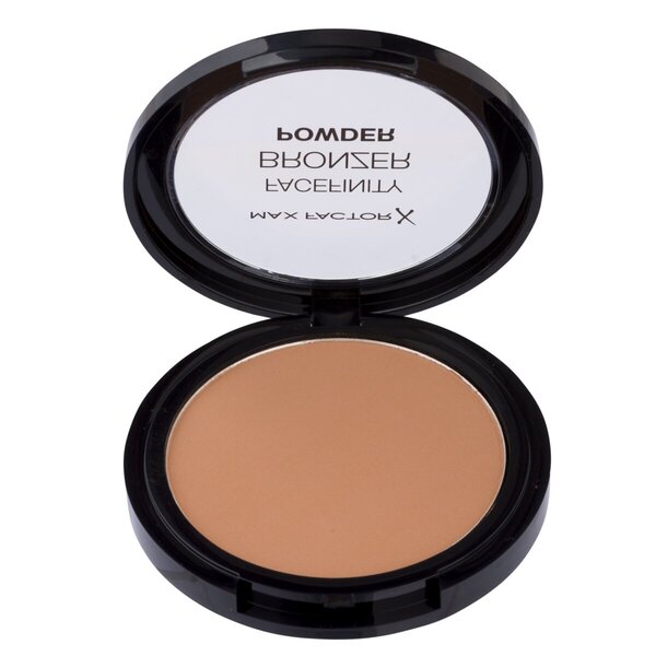 Max Factor Facefinity Matte 001 világos bronzosító 10g
