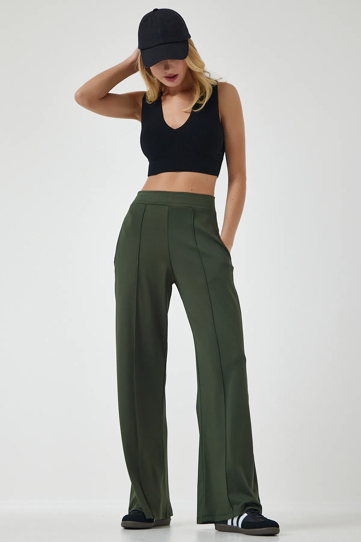Happiness İstanbul  Khakifarbene, dehnbare Jogginghose mit hoher Taille für Damen BF00030