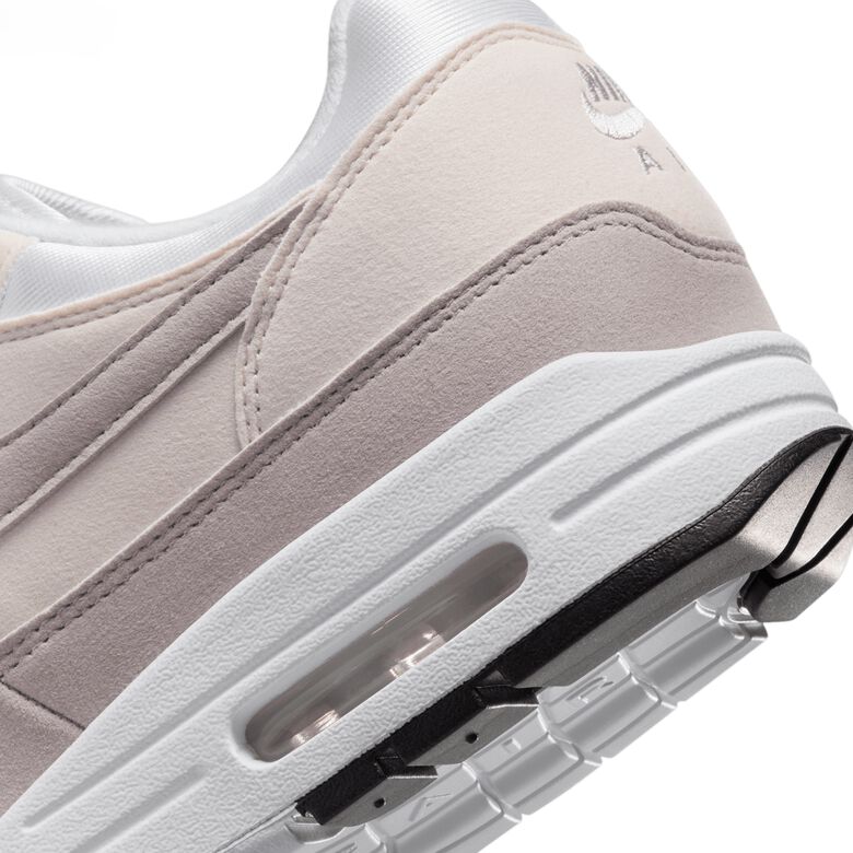 NIKE Wmns Air Max 1 