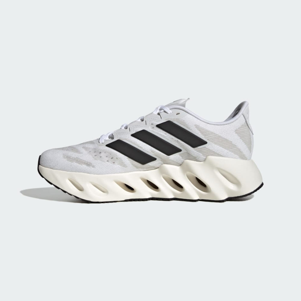 adidas Switch FWD ID1781 / weiss