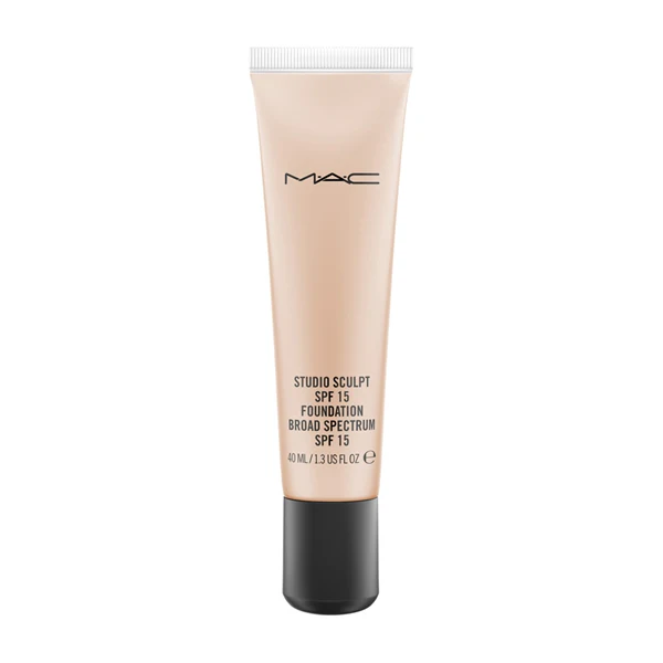 Studio Sculpt SPF 15 puder - tekući puder