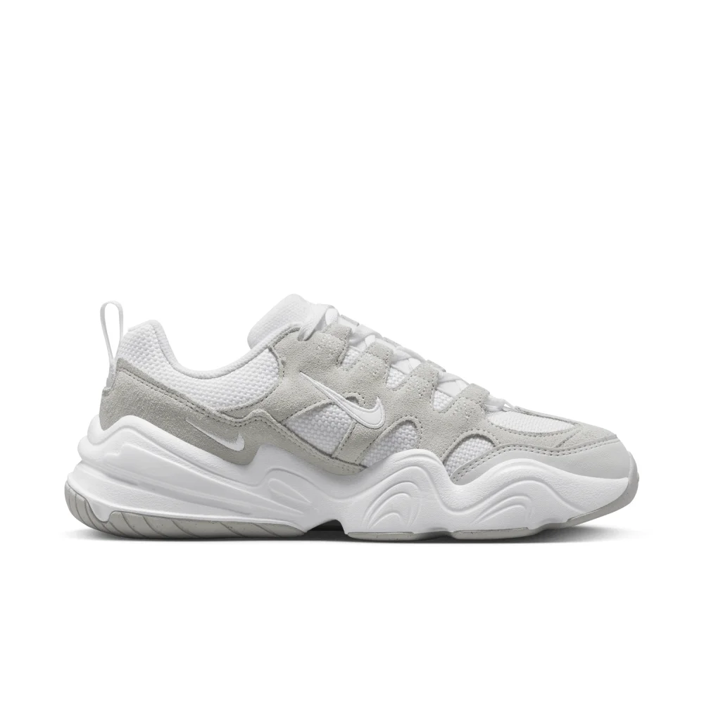 Nike Tech Hera DR9761-100 / weiss