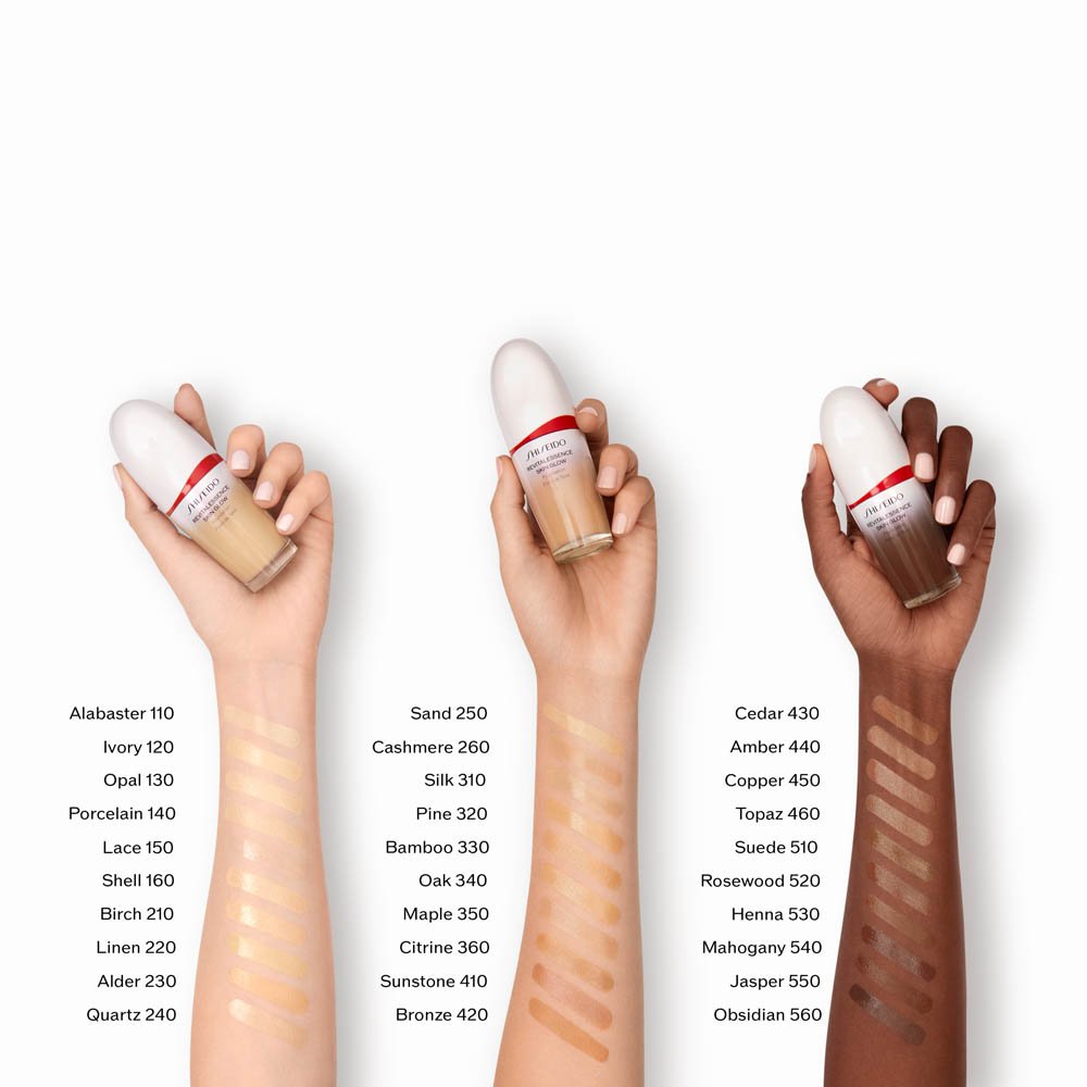 Shiseido Revitalessence Skin Glow Foundation