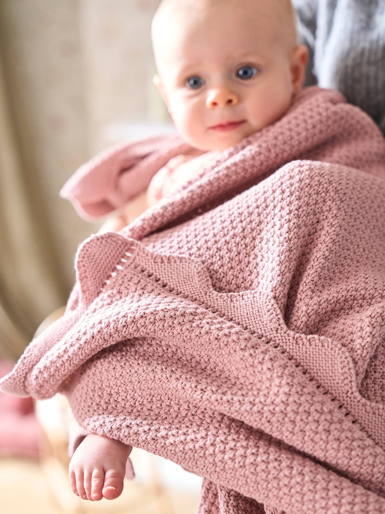Couverture bébé tricot point de riz en coton bio* rose