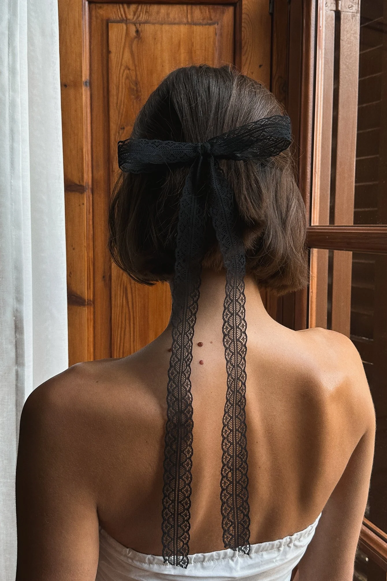 Kleines Haarband aus Spitze