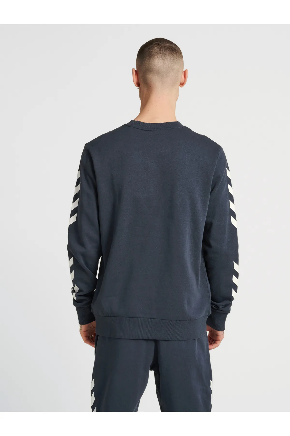 hummel  hmlLEGACY CHEVRON SWEATSHIRT