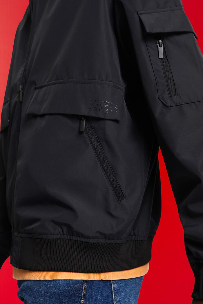 Jacke im Bomber-Stil