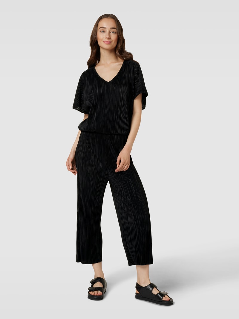 Jumpsuit mit Plisseefalten in schwarz