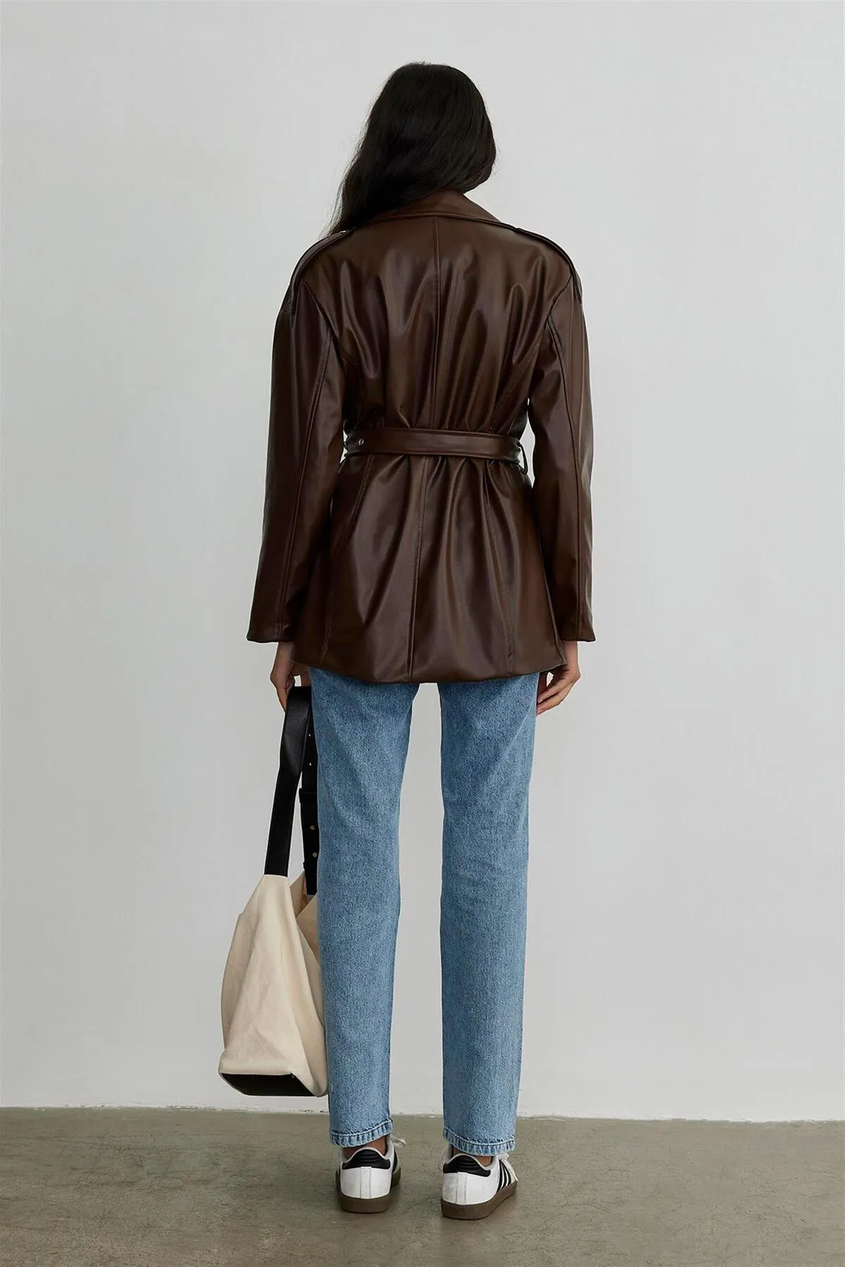 Suud Collection  Brauner Biker-Trenchcoat aus Leder