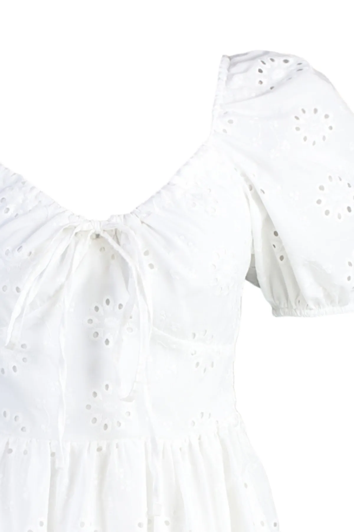 Trendyol Collection  Ecrufarbenes Mini-Webkleid mit offenen Ballonärmeln und Stickerei TWOSS22EL00792