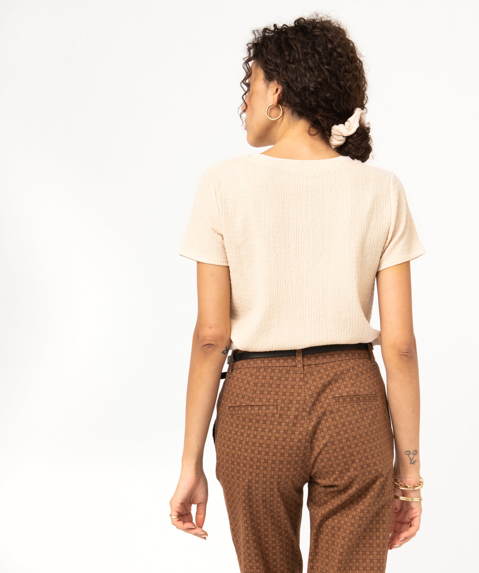 Tee-shirt à manches courtes et col V femme ecru | GEMO