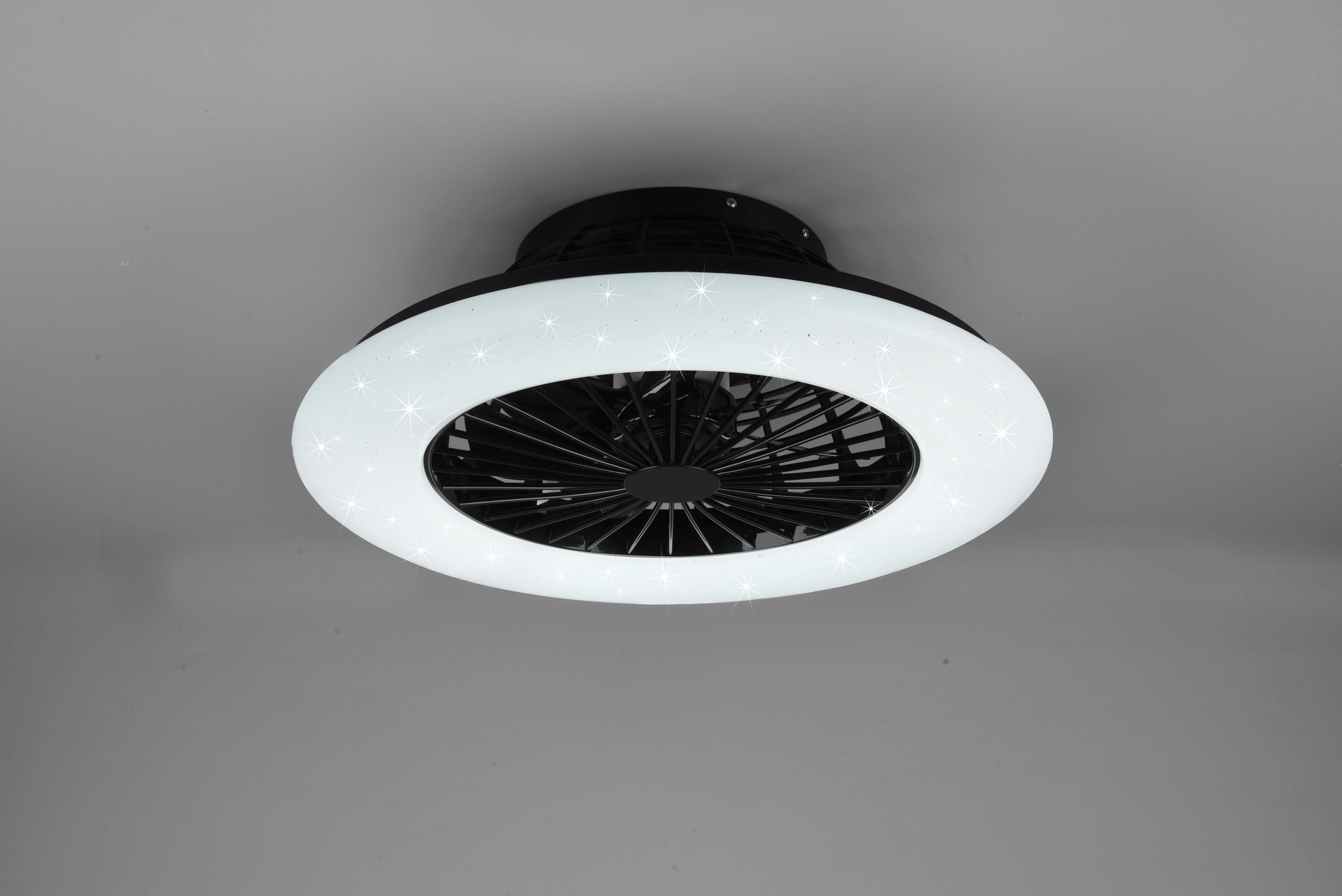 TRIO Leuchten LED Deckenleuchte Stralsund, Timerfunktion, Ventilatorfunktion, LED fest integriert, Neutralweiß, mit Ventilator, Fernbedienung., Leuchte/ Ventilator getrennt schaltbar