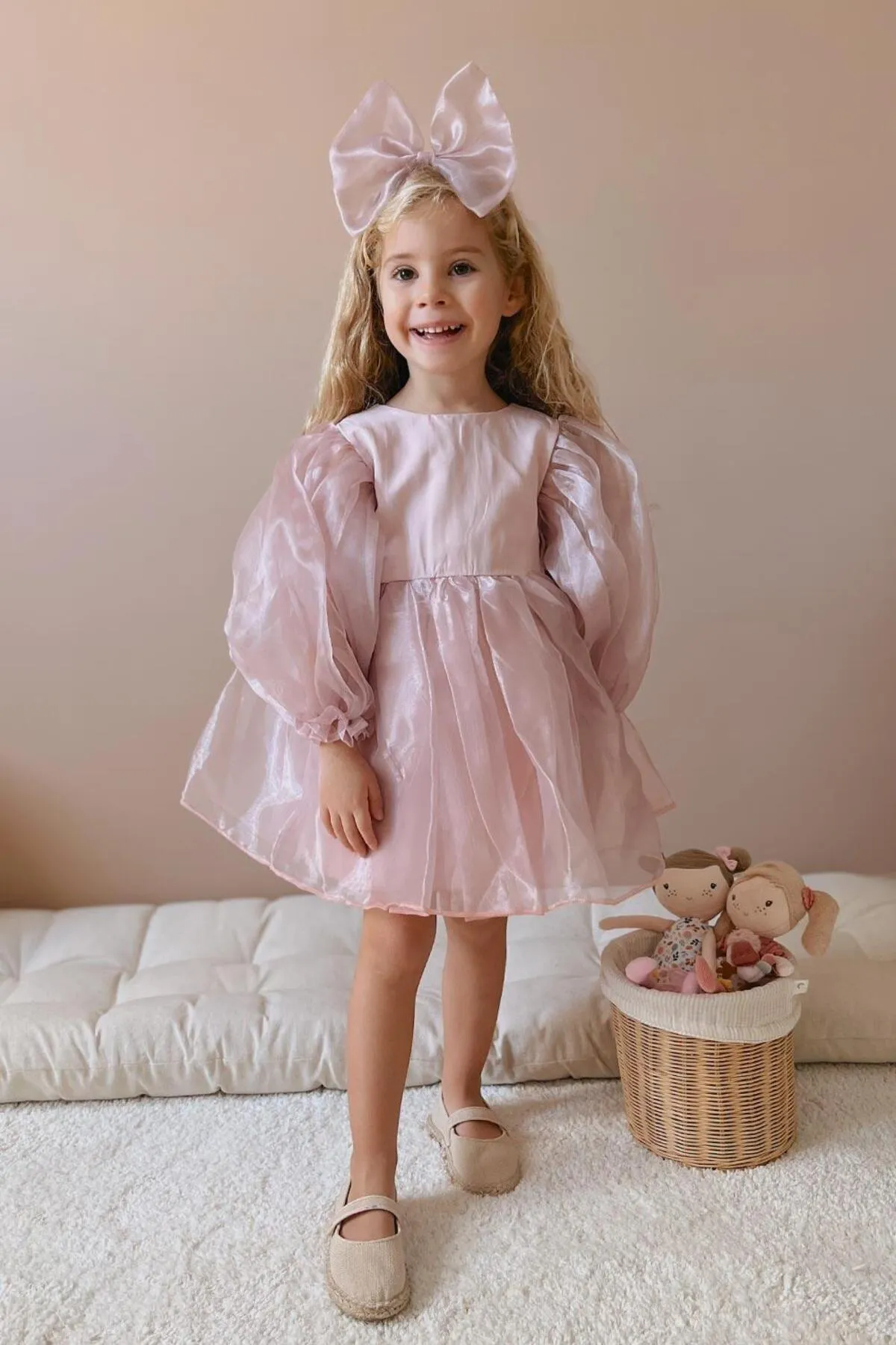 Le Mabelle  Mädchen-Partykleid aus Organza in Puderblau mit langen Ärmeln – Salbei