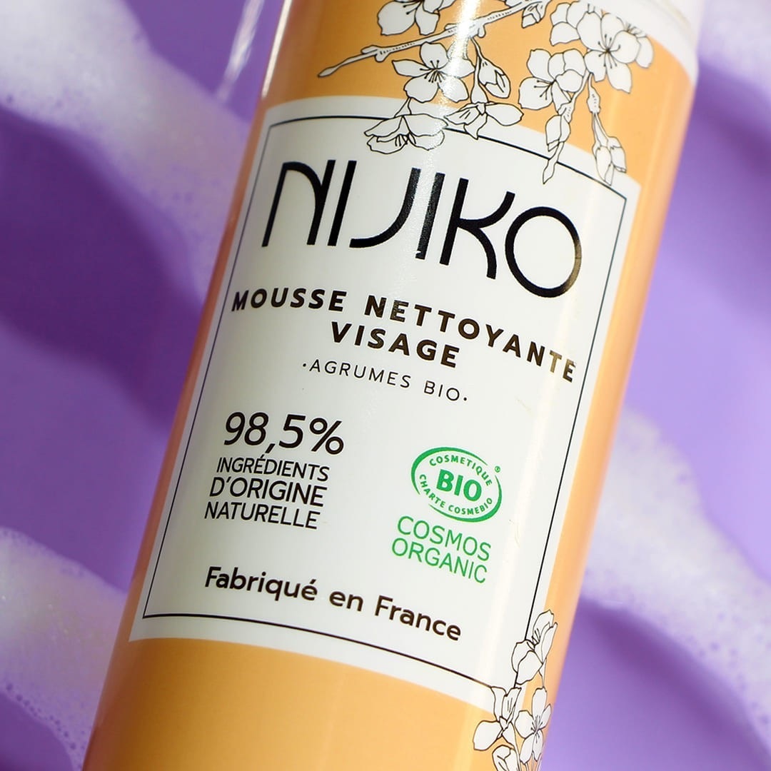 Espuma limpiadora facial orgánica NIJIKO para piel grasa