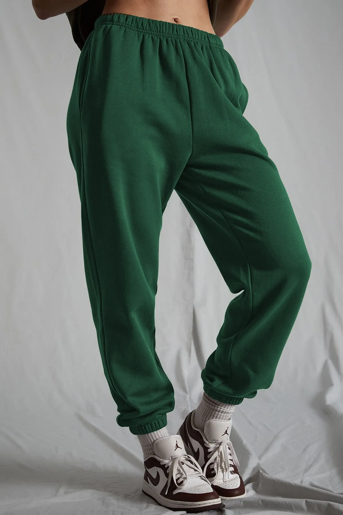 Madmext  Dunkelgrüne Oversize-Jogginghose mit elastischem Bund für Damen Mg1235
