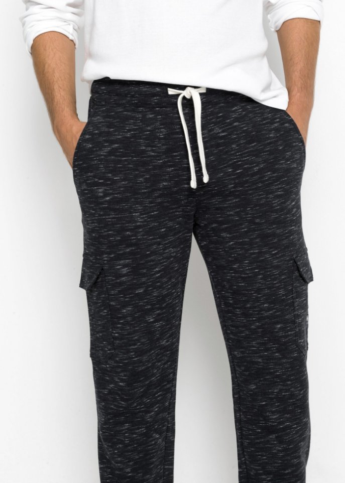 Jogginghose mit Cargotaschen