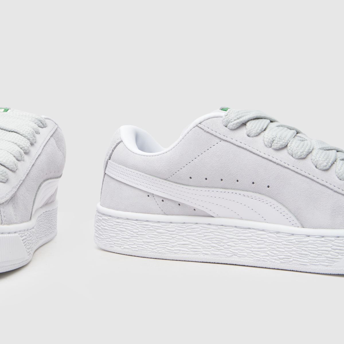 PUMA Suede XL sportcipő világosszürke színben
