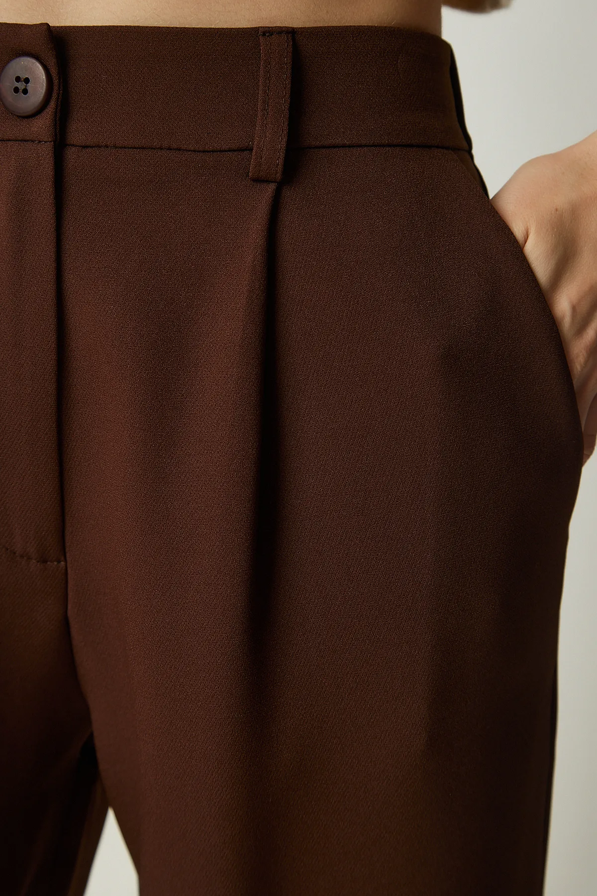 Happiness İstanbul  Braune plissierte Webhose für Damen UB00188