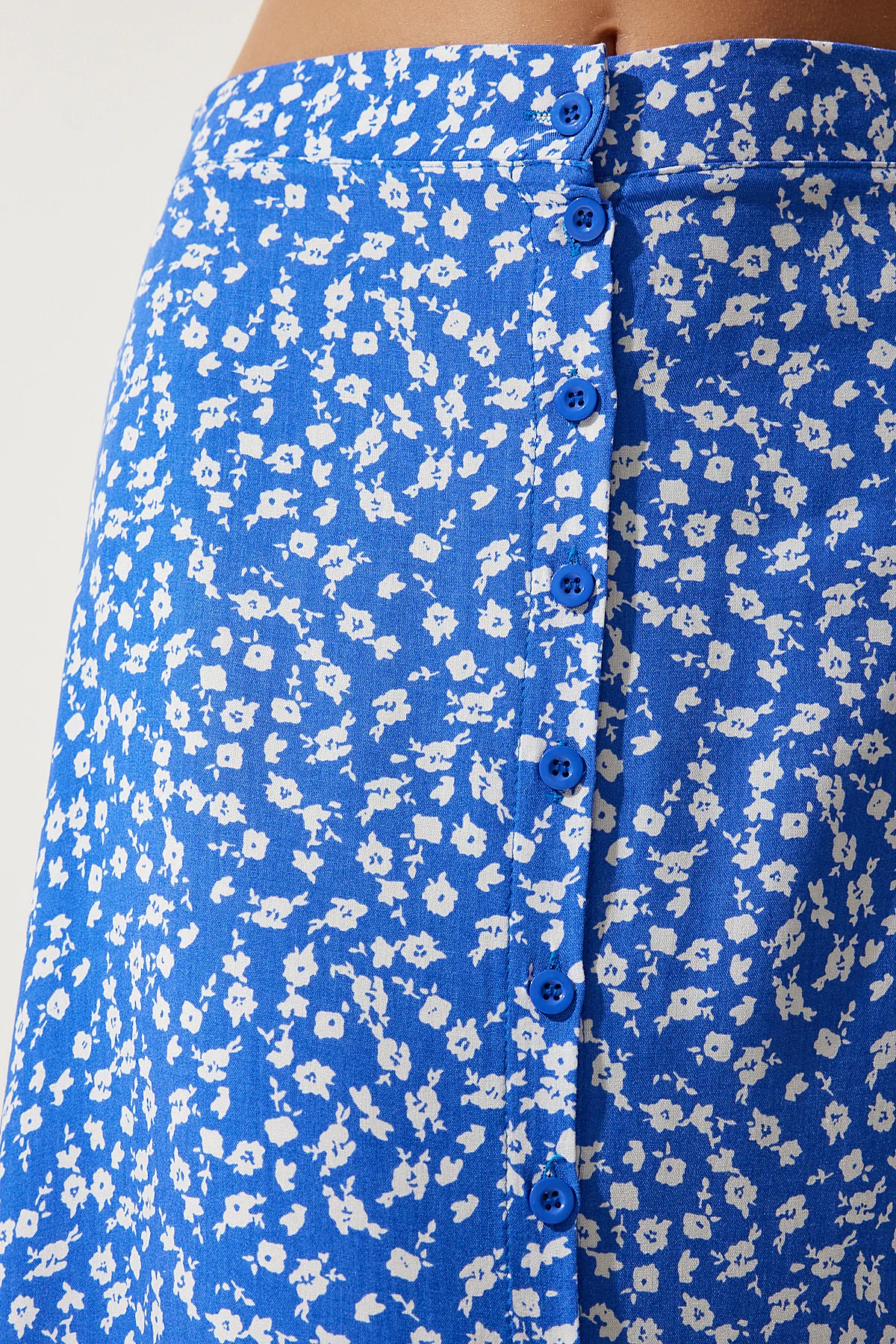 Happiness İstanbul  Blau gemusterter Viskoserock mit Schlitz für Damen UB00246
