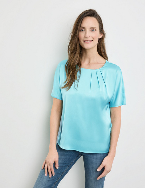 Fließendes Blusenshirt mit Material-Patch