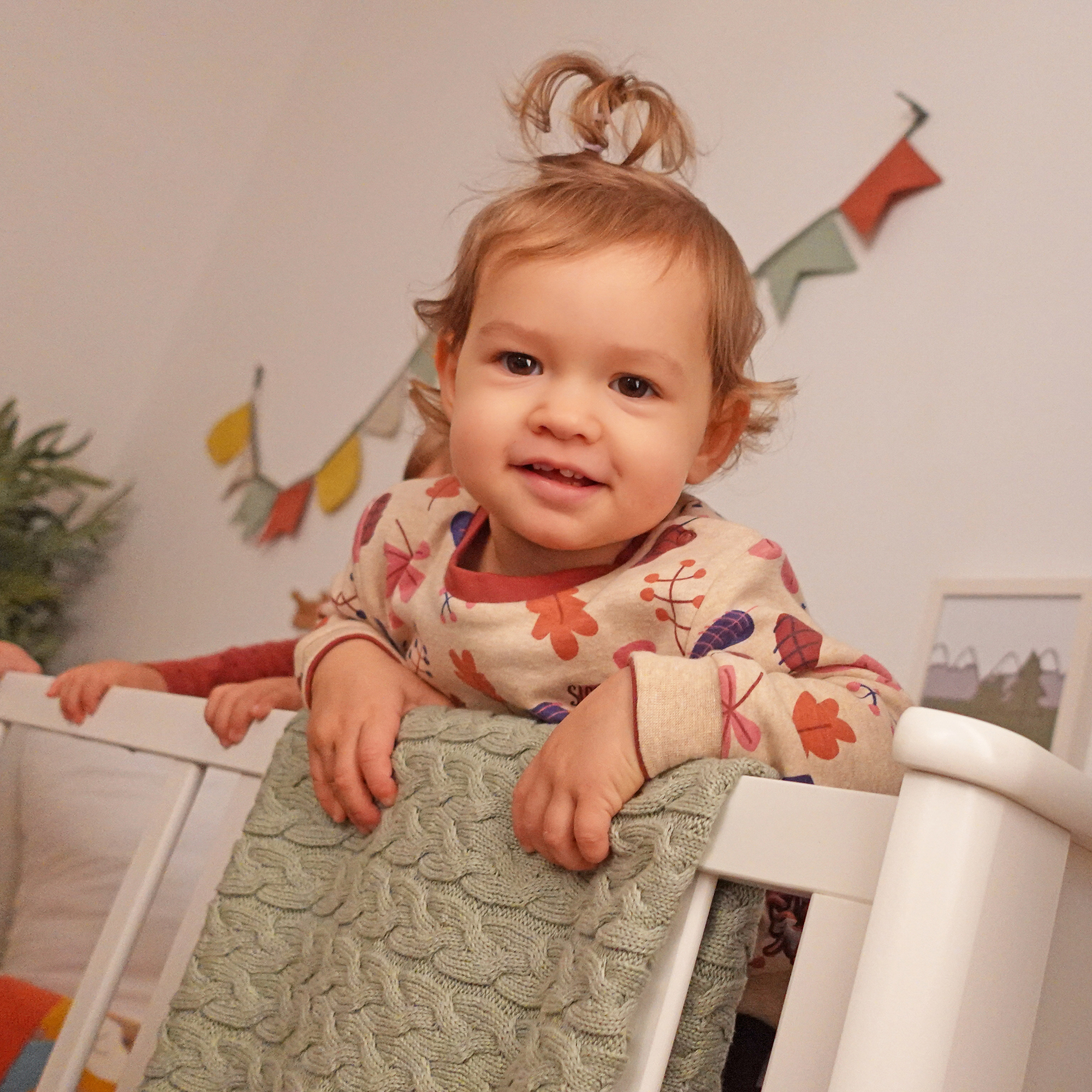 Baby Wendeshirt rotbraun mit Pünktchen/bunter Herbstprin